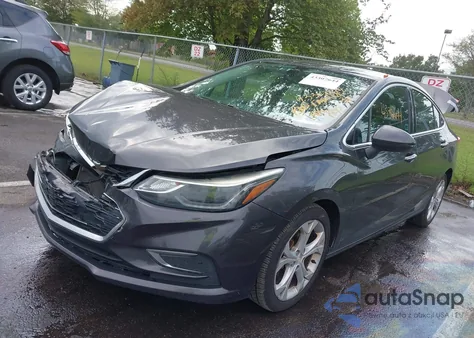 2017 Chevrolet Cruze Premier Auto из США, поврежденный, VIN 1G1BF5SM9H7103630